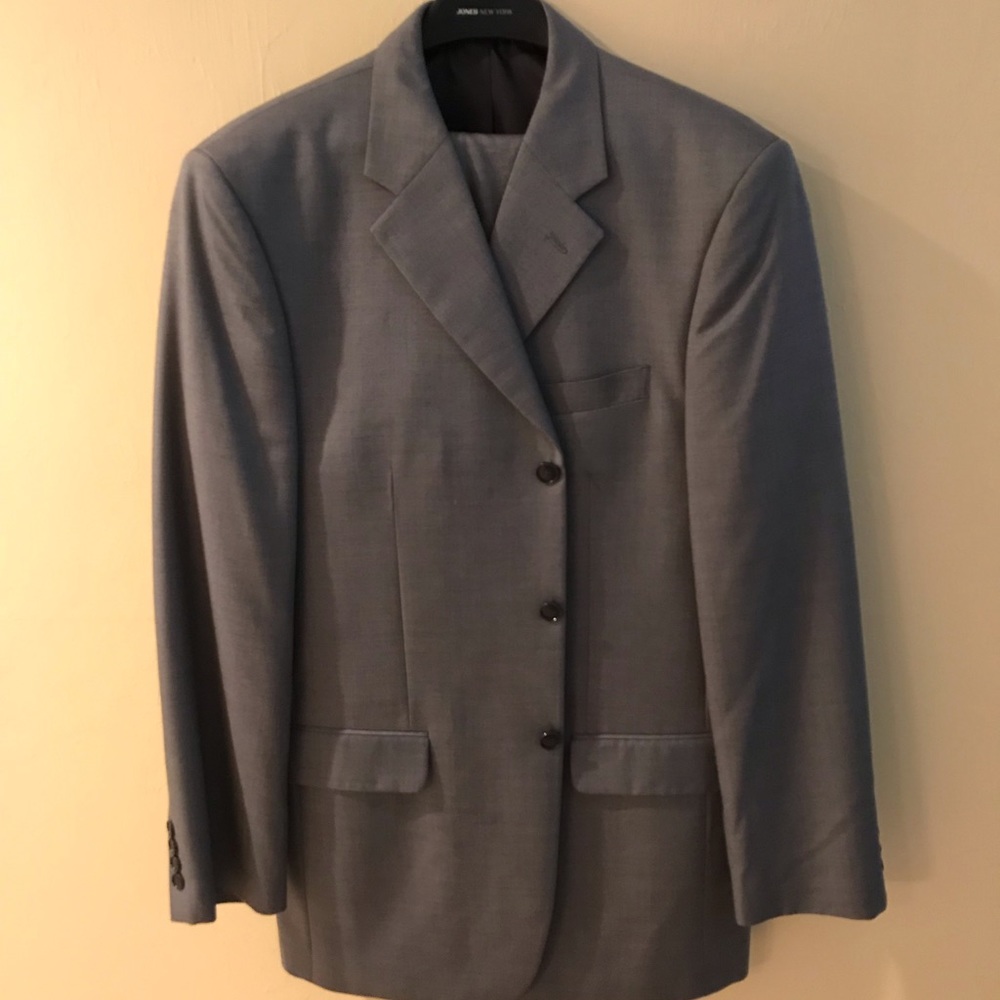 Barely Worn Worsted Wool Suit Set!